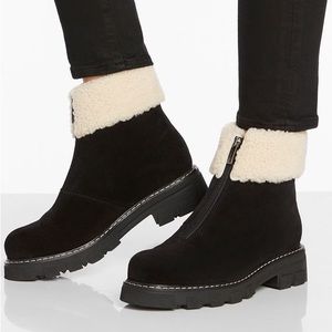 La CANADIENNE Black Ankle Boots with Cream Cuff